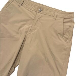 Men’s lululemon Casual khaki shorts size 36